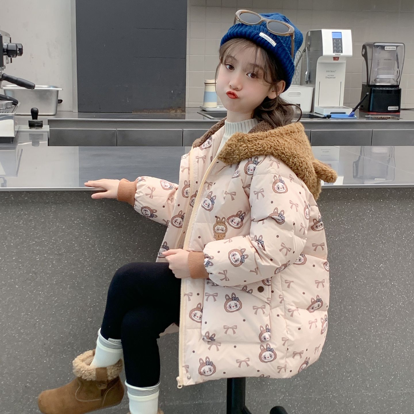 女童羽绒服冬季2025新款儿童网红洋气白鸭绒加厚女孩冬装爆款外套