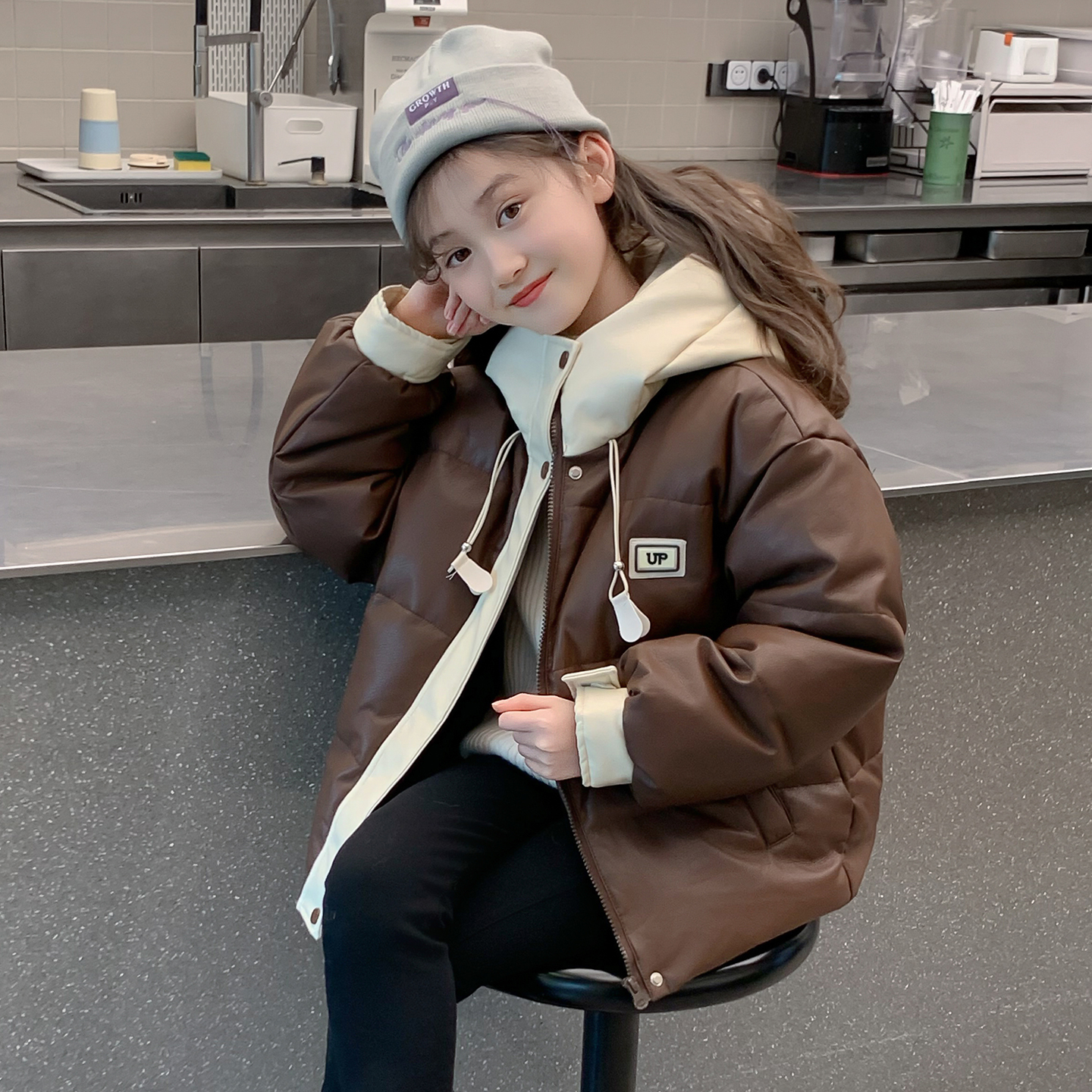 女童棉服2025新款冬装儿童网红洋气时髦加厚爆款女孩羽绒冬季外套