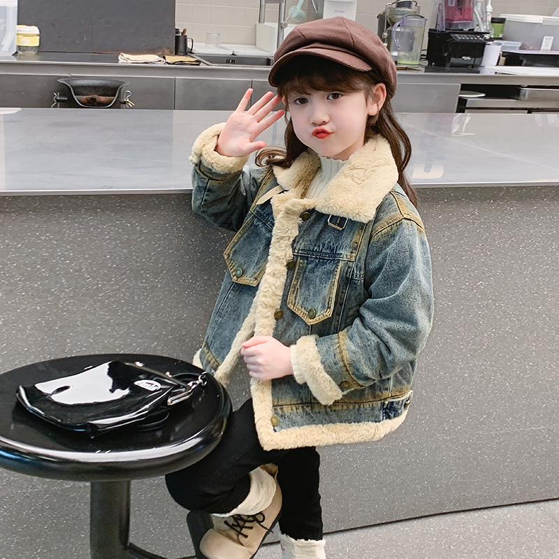 加绒秋冬翻领洋气外套