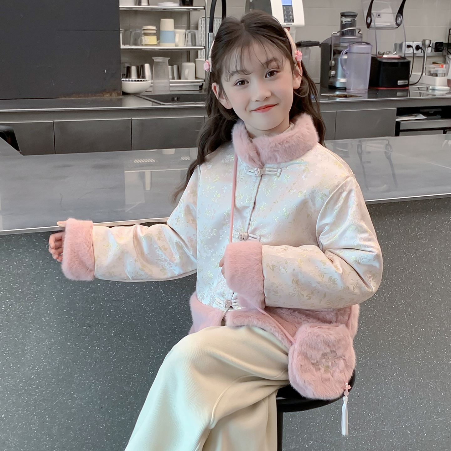 女童外套冬装2025新款儿童冬款网红洋气国风汉服女孩冬季加厚棉服
