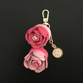 热销DIY钥匙扣 手工羊皮包包挂饰真皮花朵创意钥匙扣挂件配饰礼品