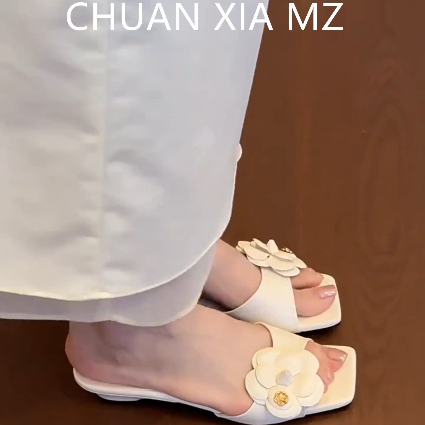 羊皮版！水钻细带露趾软