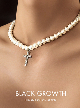 欧美风项链男潮时尚嘻哈吊坠高级感小众玻璃珍珠镶嵌十字架锁骨链