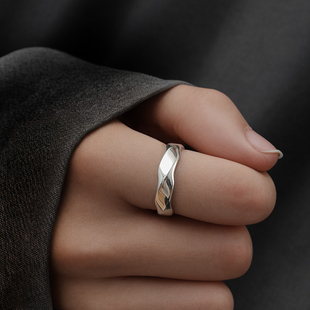 莫比乌斯戒指男生高级感小众设计个性潮流单身戒冷淡中性风开口戒