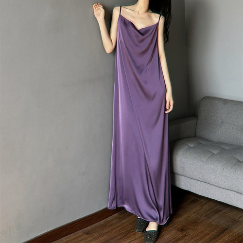 高级宽松缎面荡领丝滑醋酸吊带裙