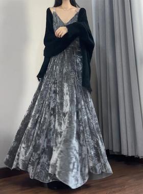 读衣术金丝绒宽松吊带裙 秋冬高级灰色丝绒长裙 复古不规则鱼尾裙