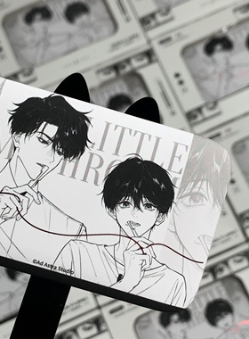 晨枫动漫 小蘑菇衍生周边Shared Moments 系列 触感磨 方徽章