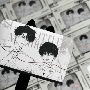 晨枫动漫 小蘑菇衍生周边Shared Moments 系列 触感磨 方徽章