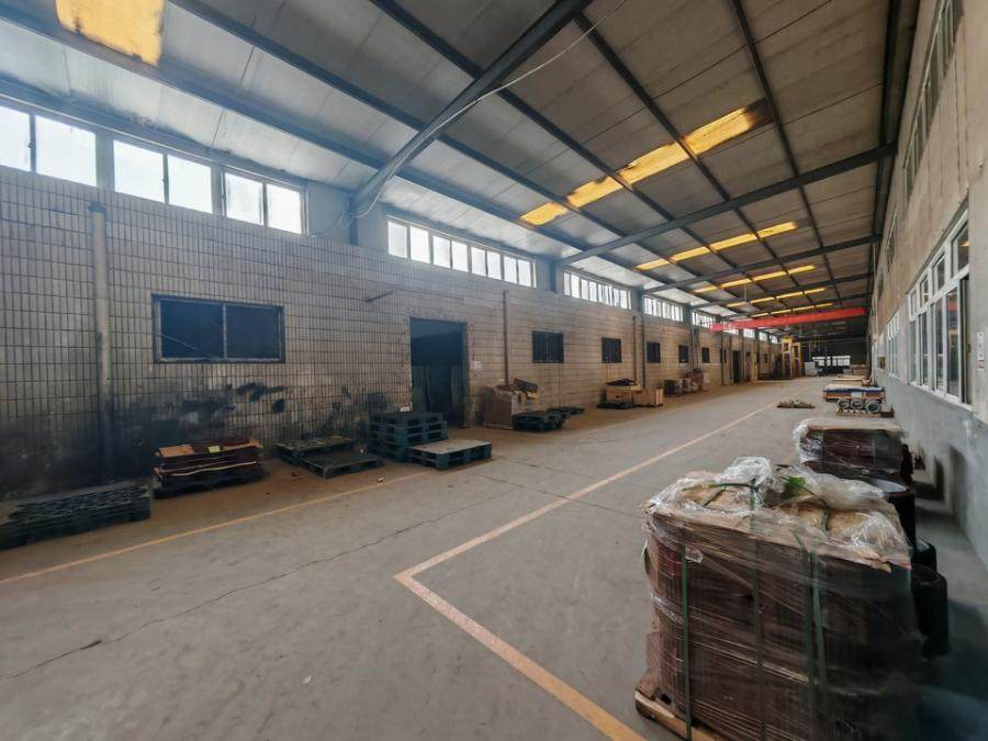 2月24日烟台工业园的土地使用权及地上建筑物、构筑物、附属设施等网络拍卖公告