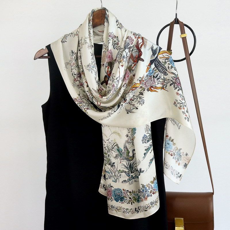 气质百搭丝巾素绉缎印花真丝长巾夏季空调披肩秋冬长款桑蚕丝围巾