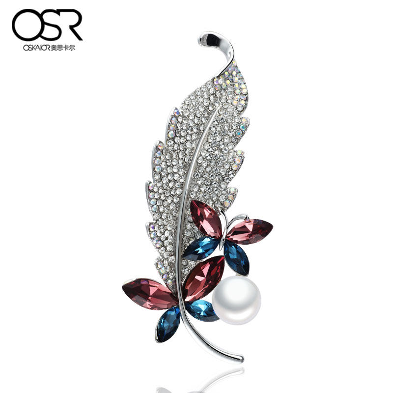 OSKAIOR Europe and America originality butterfly Pearl Brooch atmosphere Feather Chest badge Sternum Pin coat With accessoriesin the Jewelry/Diamond/Jade/Gold , Natural pearls (New) , Pectoral  category - from Buy2taobao.com to provide professional Taobao agent buy service