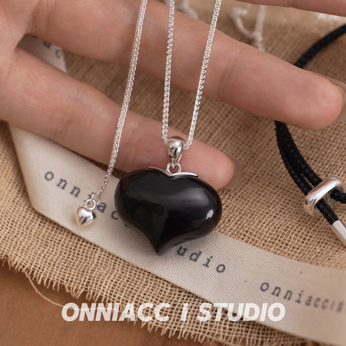 黑色爱心桃心项链女毛衣链纯银