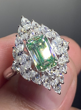 CY宝饰祖母绿切工绿色钻石豪华镶嵌马眼配钻18K白金戒指选钻定制