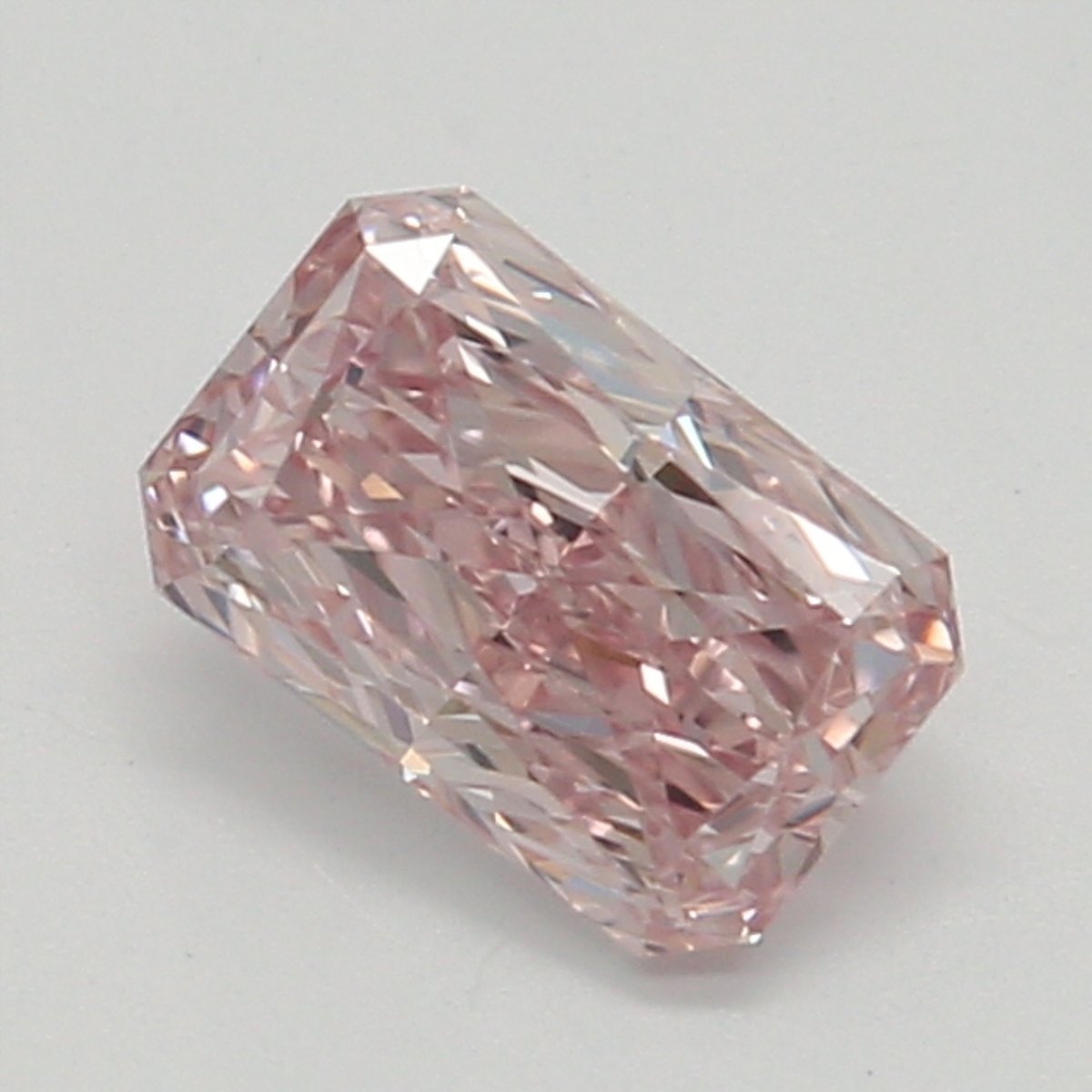 CY宝饰 GIA彩钻0.32克拉浓彩粉色FIP/VVS1雷帝恩雷迪恩形裸钻NONE