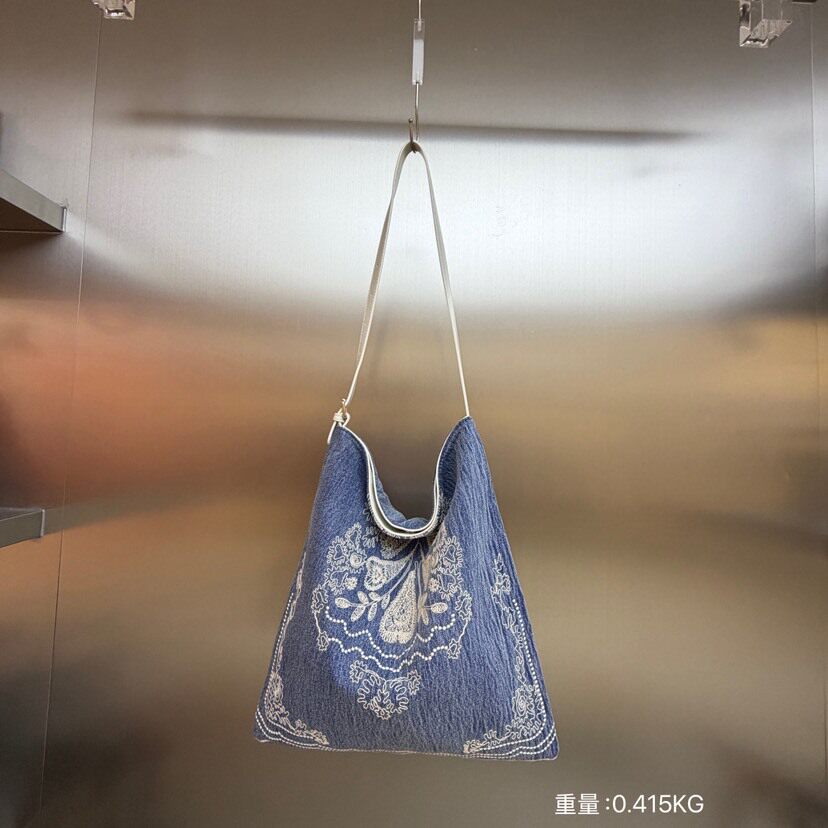 2026新款波西米亚风刺绣托特包慵懒松弛感大容量单肩包百搭斜挎包
