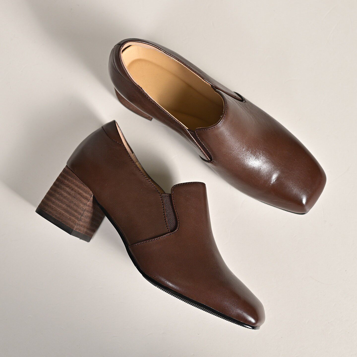 步享~棕色羊皮深口单鞋女简约方头粗跟中跟真皮一脚蹬休闲小皮鞋