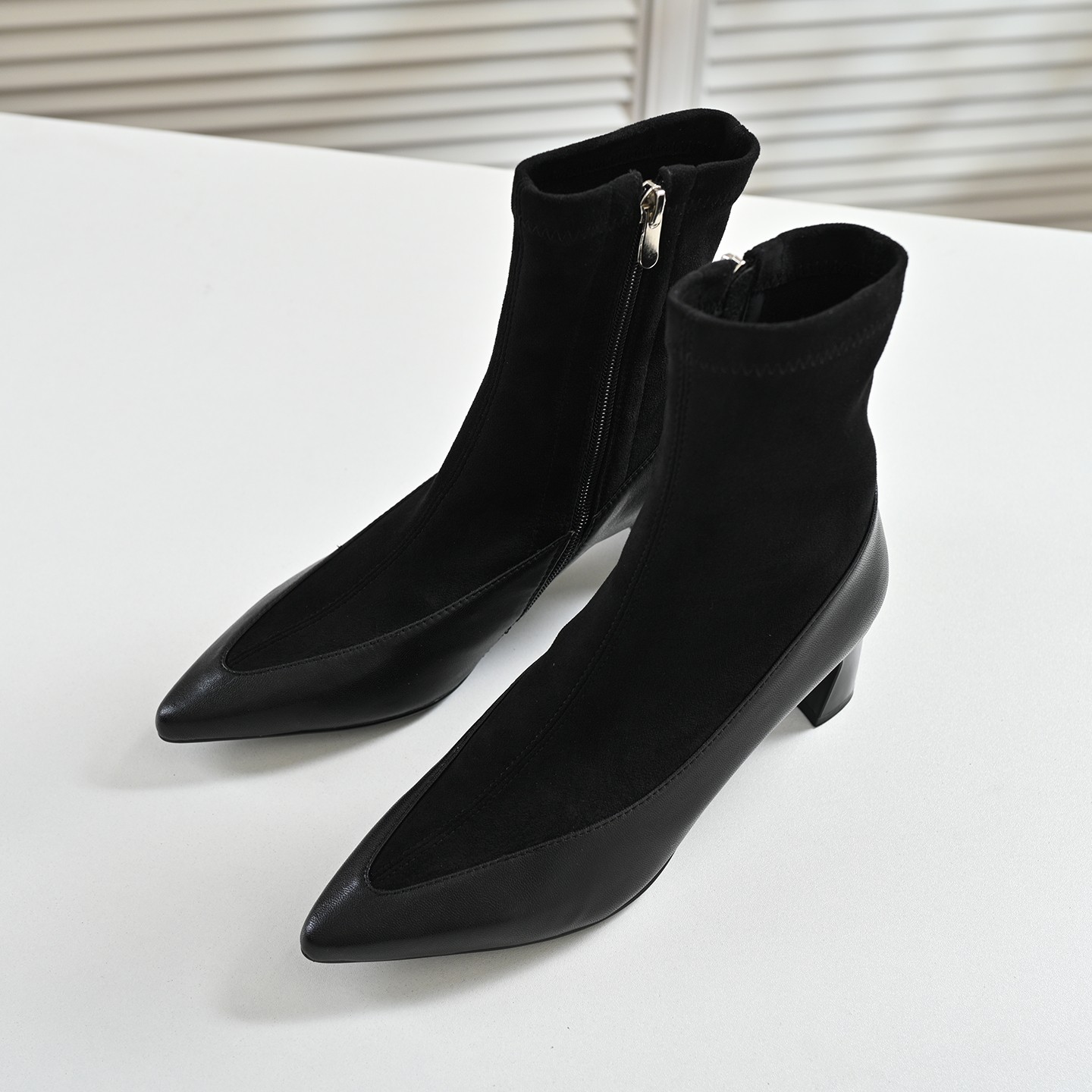 步享法式羊皮短靴女2025新款