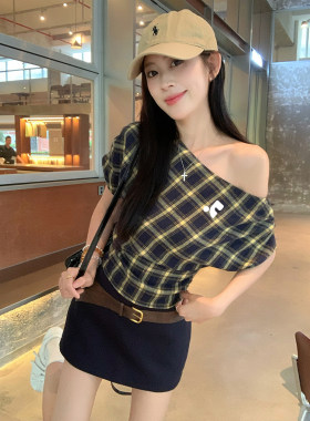 【韩国购】Restandretion女士气质藏青拼色黄格子斜肩短袖T恤上衣