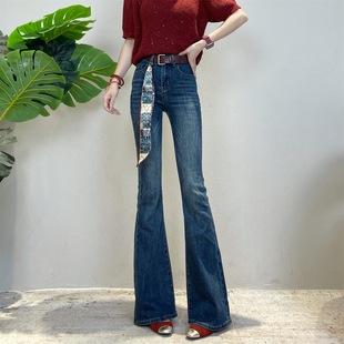 蓝色辣妹微喇牛仔裤女春秋2026新款小个子裤子修身高腰显瘦喇叭裤