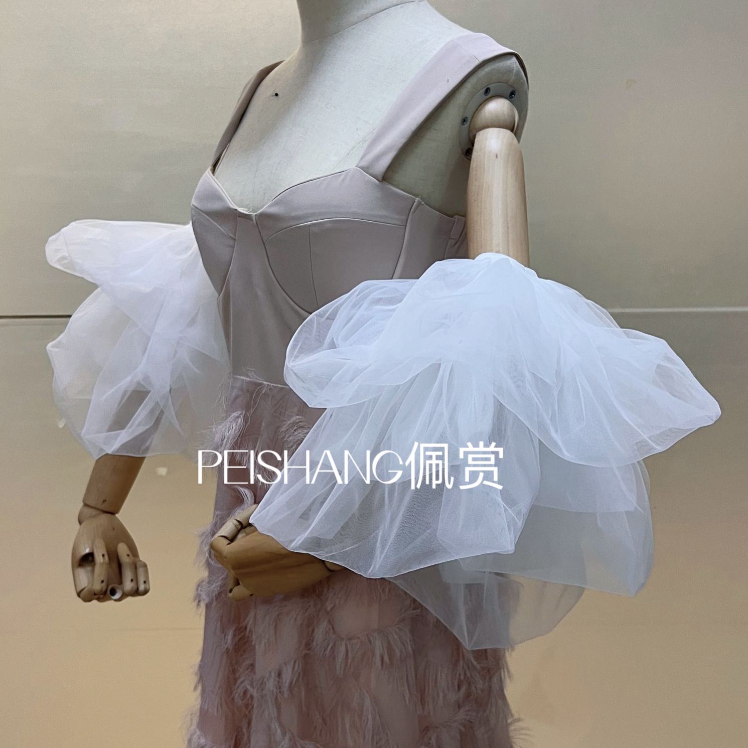抹胸婚纱长袖子新娘手套白色婚纱礼服蓬蓬拍照造型遮手臂手袖臂袖