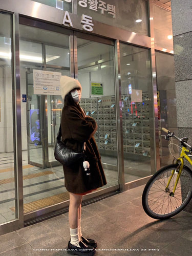 吃饭冠军翻领口袋棕羊毛大衣