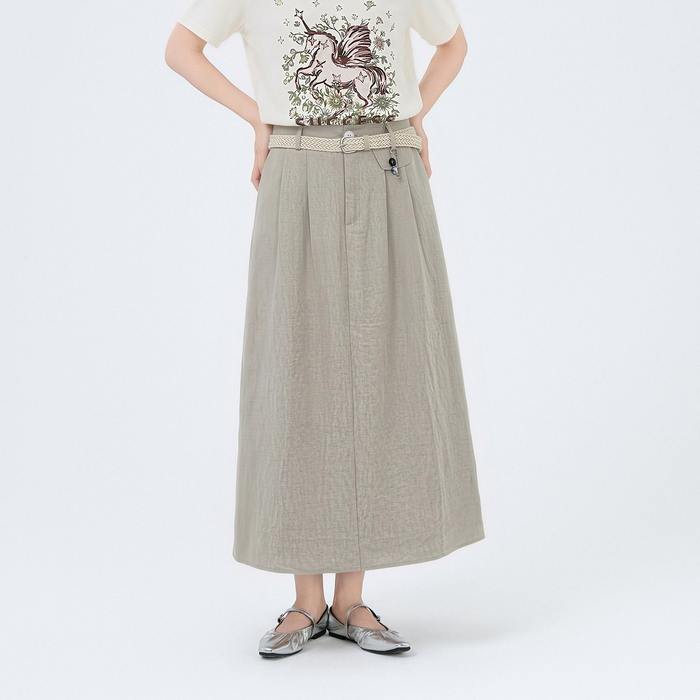 芭依璐高腰a字半身裙女2026秋季新款压褶设计感大摆显瘦中长裙女