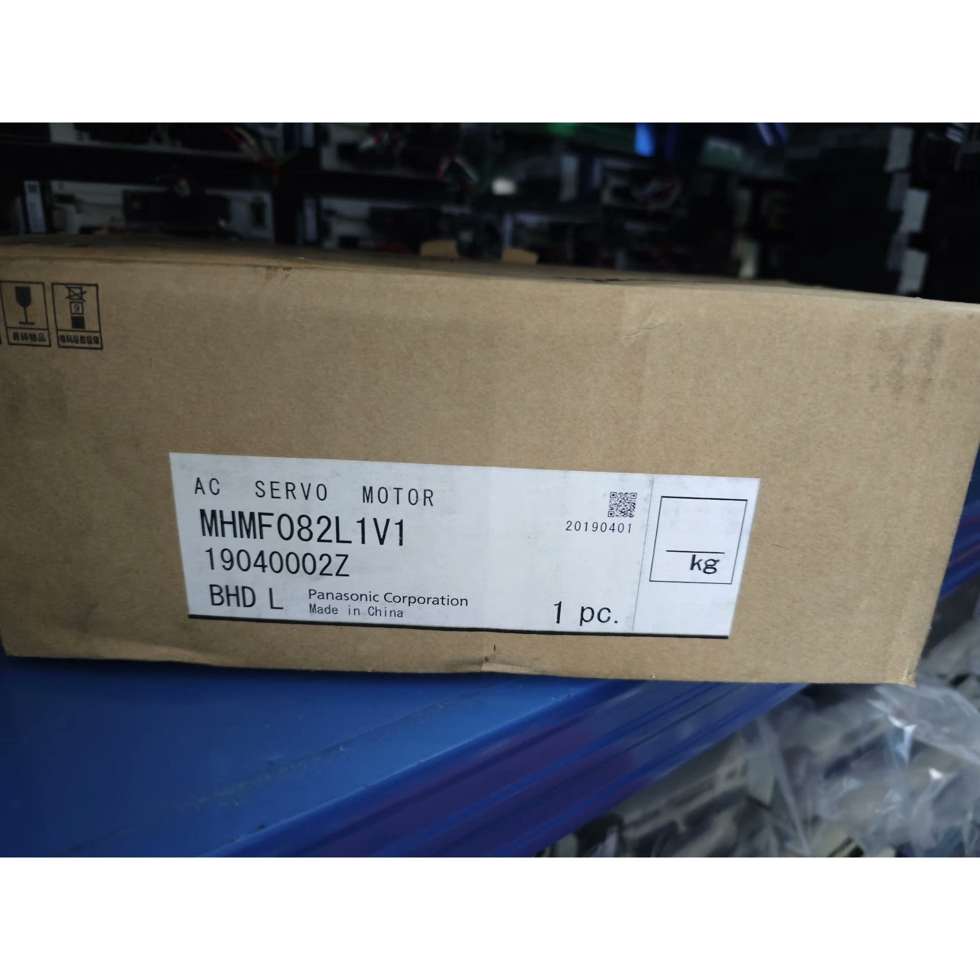 全新伺服电机MHMF082L1V1,原装正品,带原厂包装