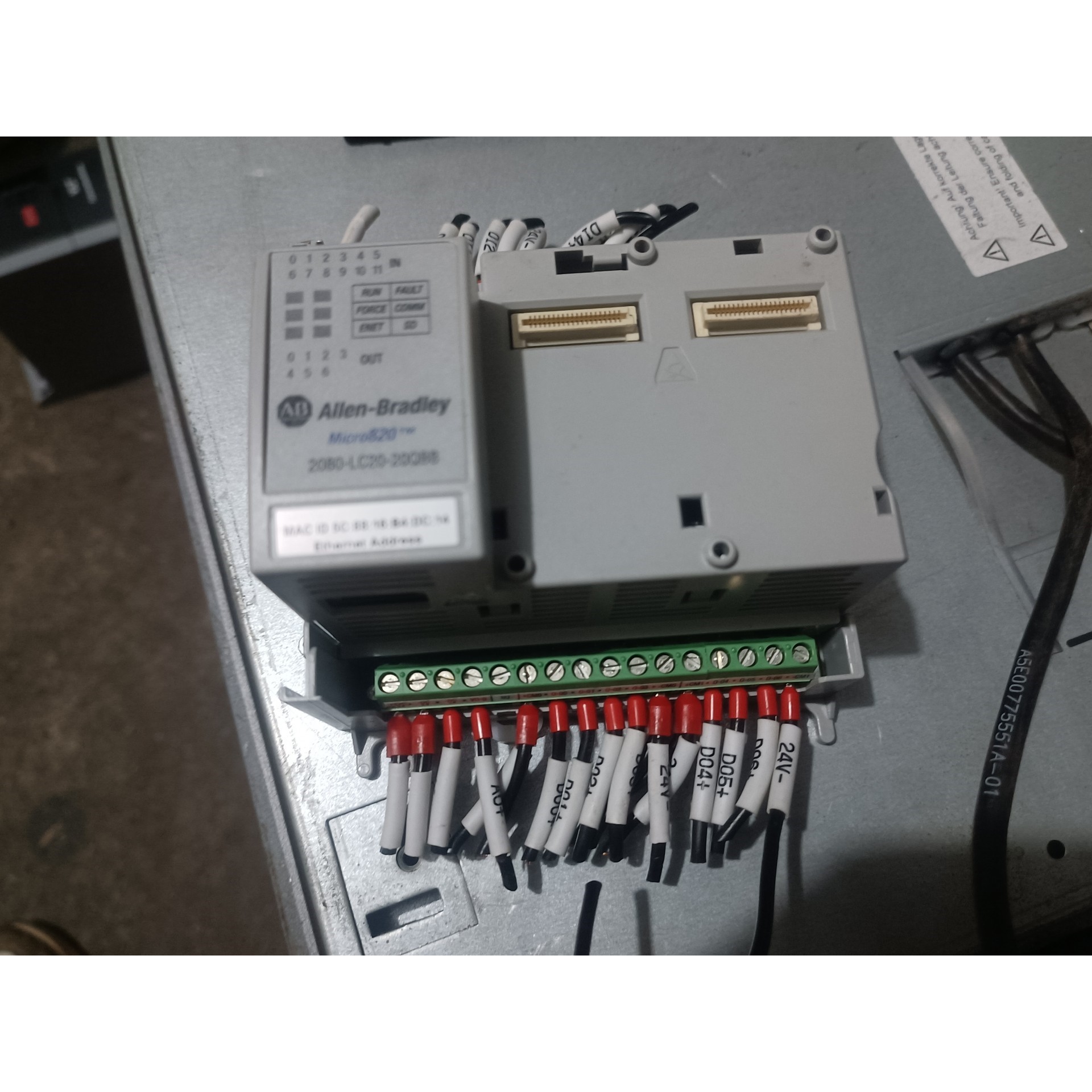 原装拆机AB罗克韦尔PLC控制器,2080-LC20-20Q