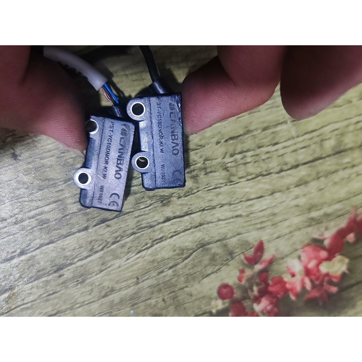 LANBAO兰宝光电传感器PST-YC10DNOR-KLW