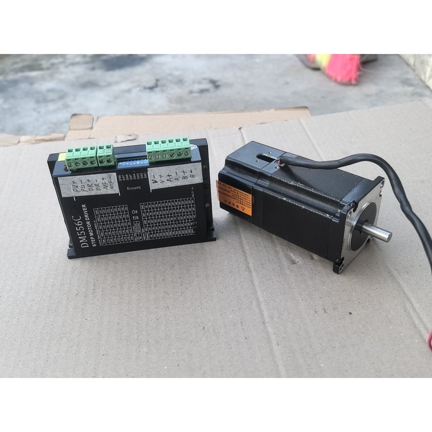 #步进电机57步进电机套装,DM556C驱动器十57HBM2