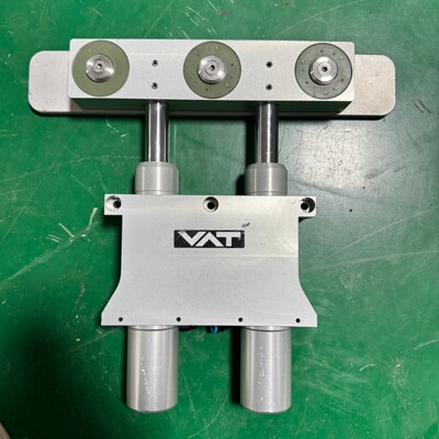 VAT 07512-UA24-AZA2 开衩门气阀 实物图拍