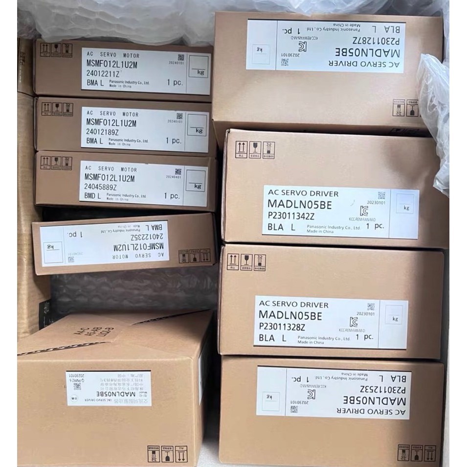 全新AC伺服驱动器,型号MADLN05BE、MADLN1