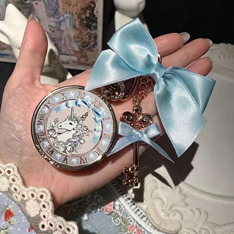 新品全套卡佩尔小熊礼盒天使礼盒套装彩妆六色眼影烟熏妆好上色图片