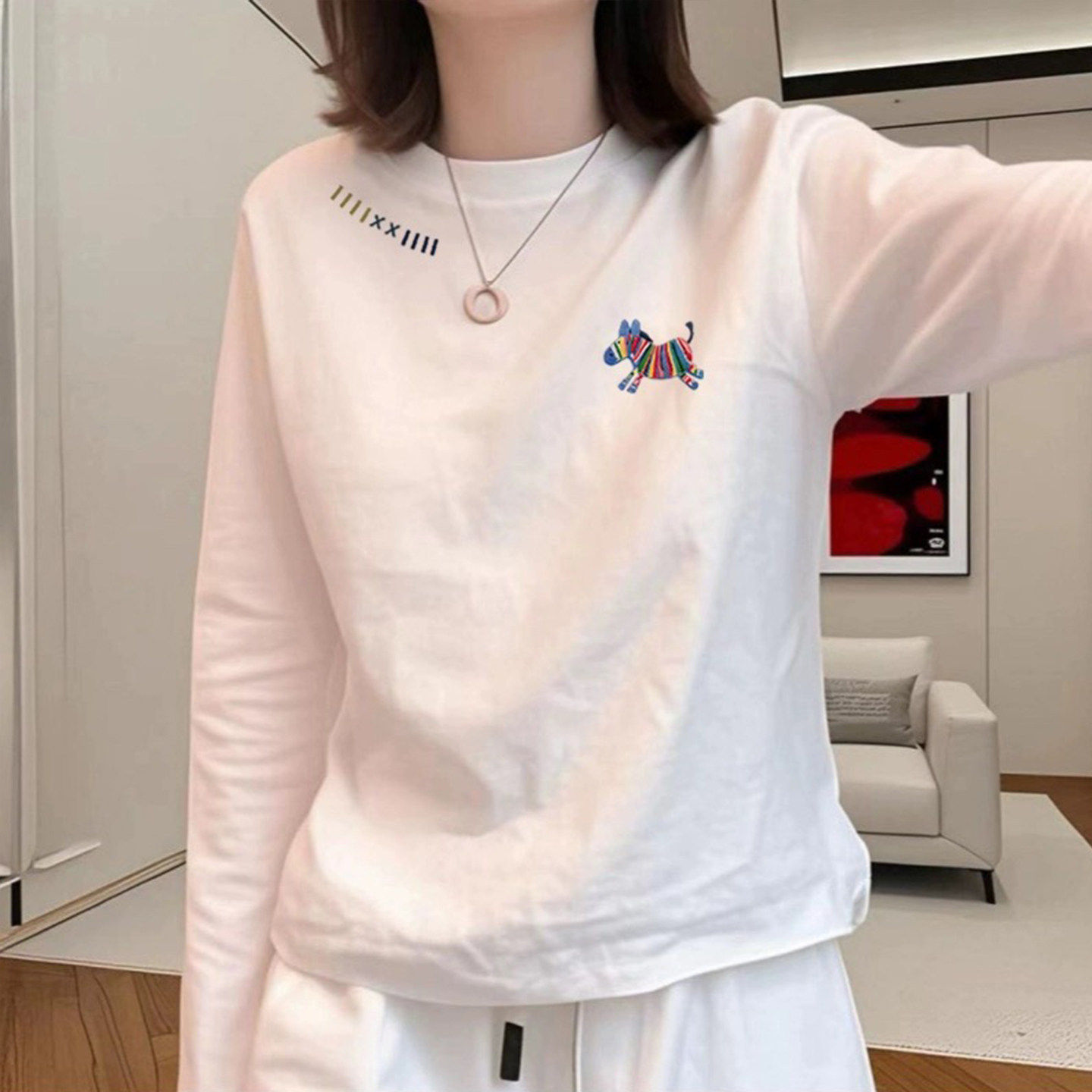 白色宽松圆领打底衫春季2026新款纯棉正肩长袖T恤女时尚百搭上衣