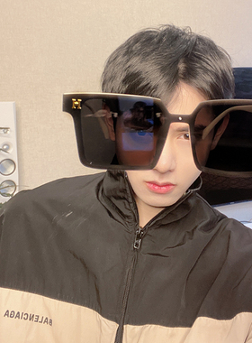 黑色一体方框眼镜男士潮流时尚帅气偏光墨镜女网红同款ins太阳镜