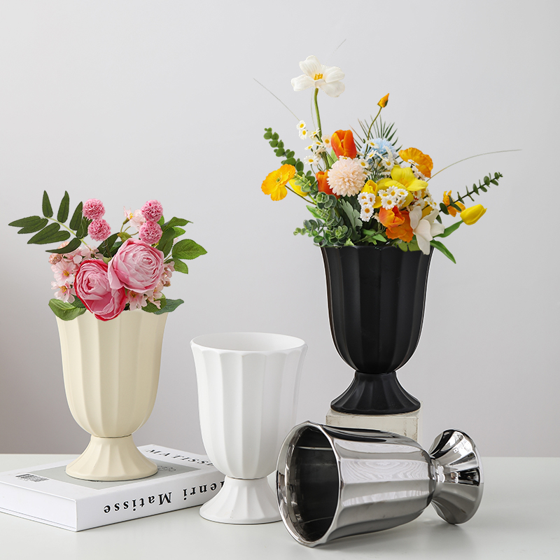 法式古典气质轻奢大口径北欧高脚酒杯陶瓷花盆蝴蝶兰绿植客厅摆件