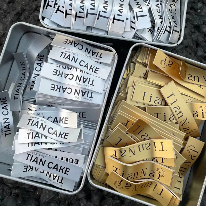 蛋糕插牌logo烘焙店弯曲摆件插卡生日甜品装饰标签卡片烫银