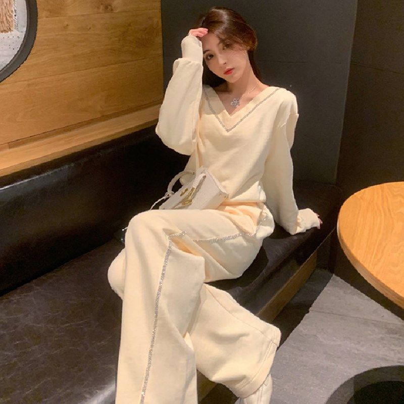 봄 가을 겨울 여성용 로얄 자매 기질 스웨트 셔츠 정장 새로운 스타일 연령 감소 캐주얼 스포츠 와이드 팬츠 투피스 세트