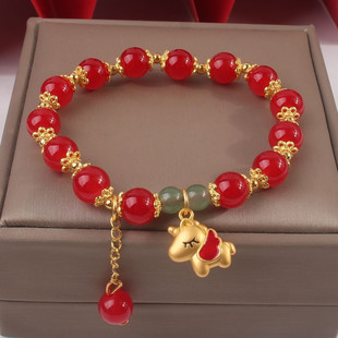 儿童手链女款红玛瑙转运珠手串2026新款生肖马吊坠轻奢高级感手环