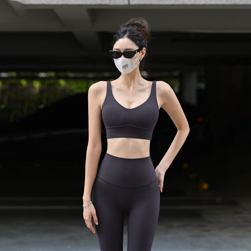 Beemen显瘦外穿美背健身运动内衣