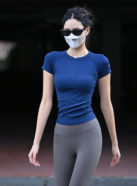 Beemen无缝一体织瑜伽服女运动上衣健身外穿速干圆领夏季短袖T恤