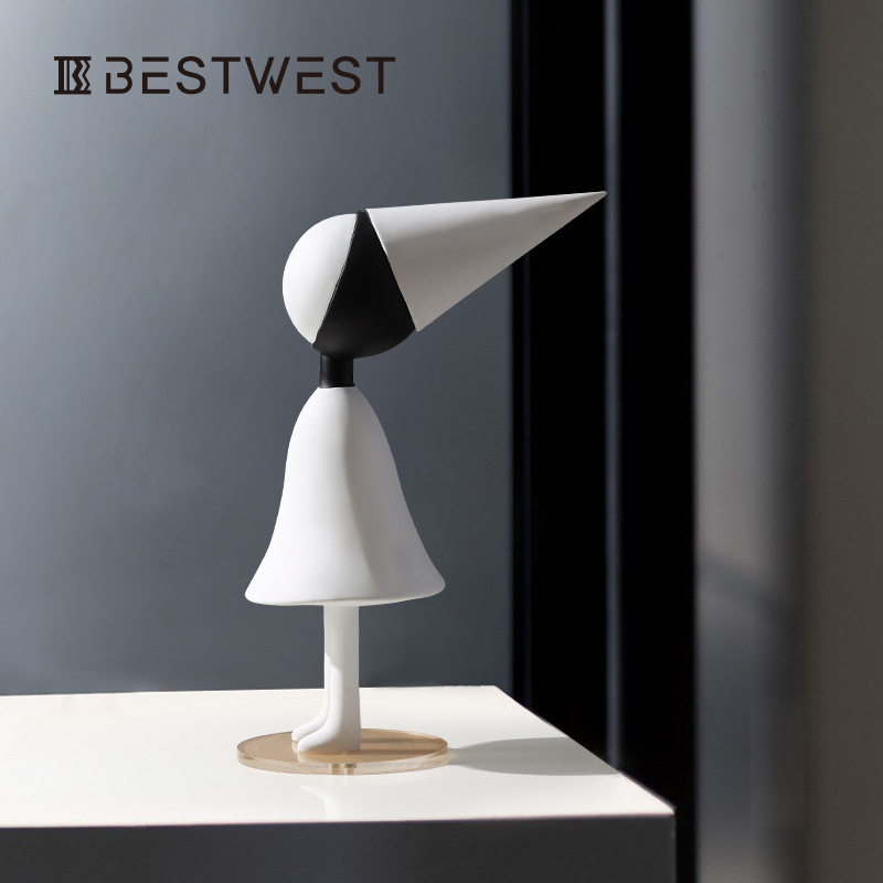 新款轻奢 纪念碑谷艾达乌鸦人装饰摆件 家居玄关软装树脂工艺品u.