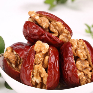 新疆和田红枣夹核桃仁500g无核休闲零食独立小包装坚果开袋即食