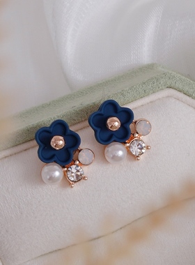 「小兰花」然后我们跳舞了简约气质可爱甜美小巧蓝色耳钉耳夹耳环