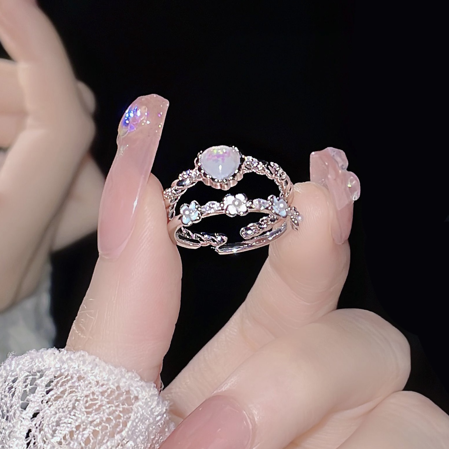 然后我们跳舞了微镶锆石花朵戒指