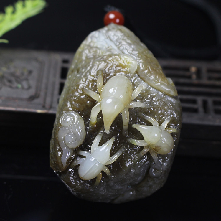 天然新疆和田玉糖玉玉挂件