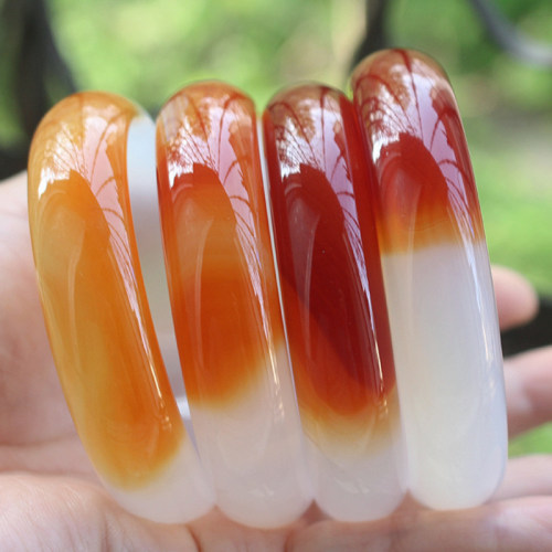 天然红玛瑙手镯半山水玉镯子