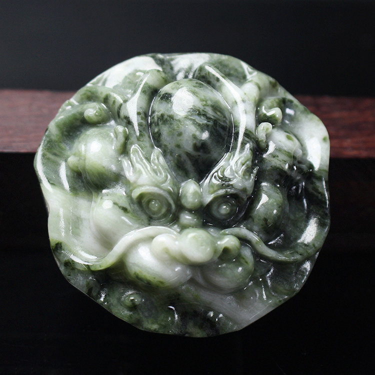 天然独山玉兽头皮带扣
