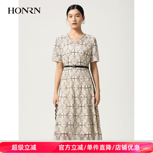 HONRN红人V领印花收腰连衣裙