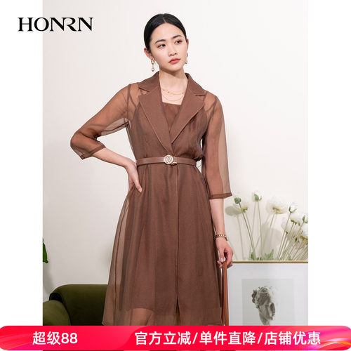 HONRN/红人西装领系带收腰连衣裙